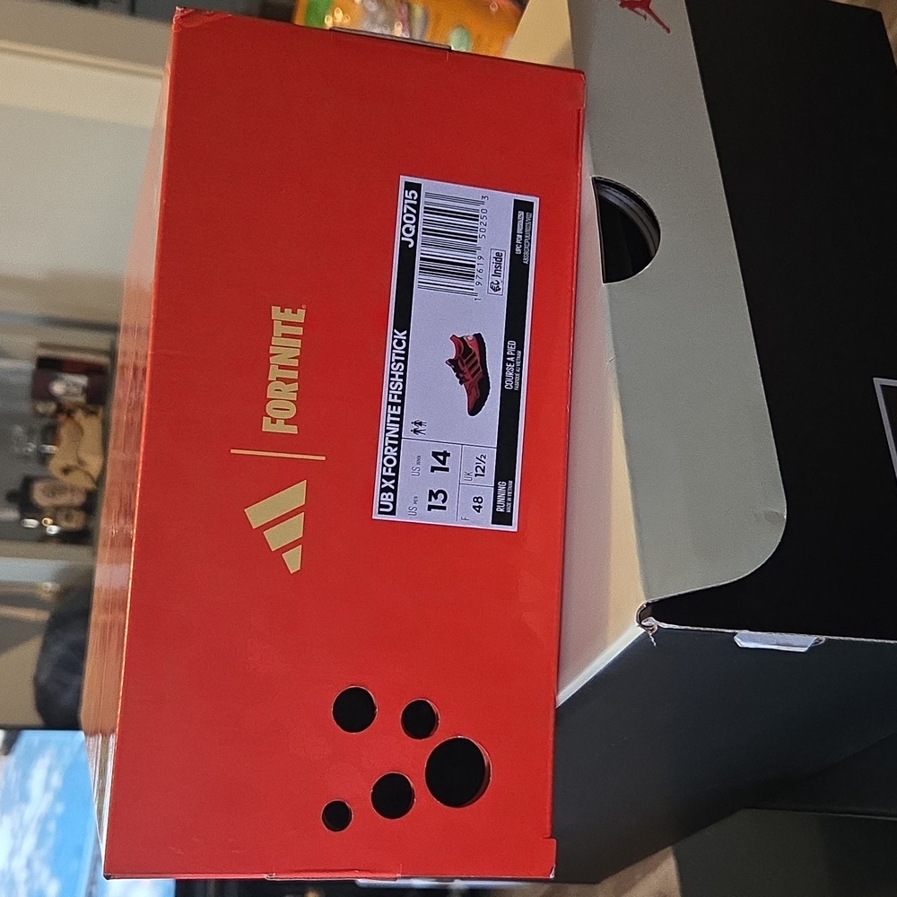 Ultraboost 1.0 Fortnite Colaboration - Picture 10 of 11